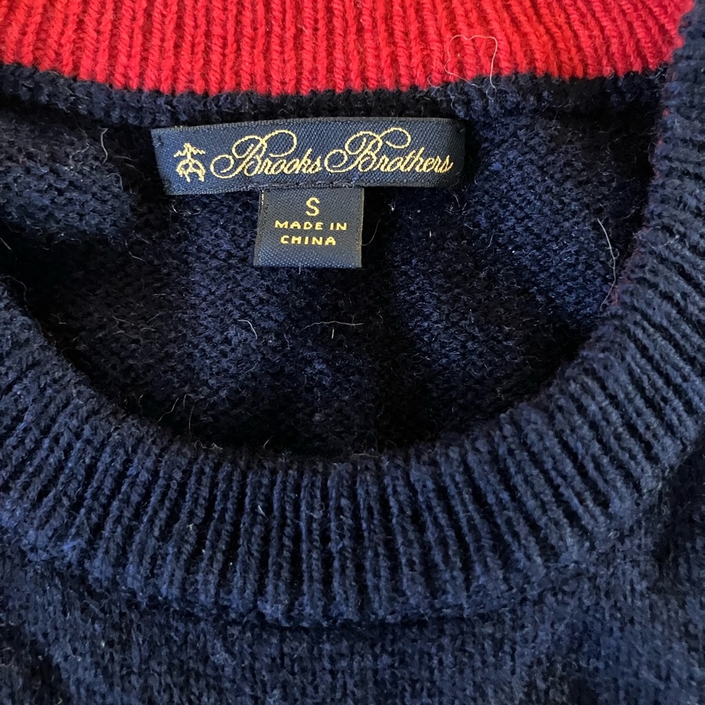 Merino wool women’s sweater in navy - Picture 3 of 5